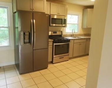 229 Barksdale Avenue - Photo Thumbnail 12