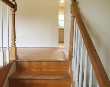 229 Barksdale Avenue - Photo Thumbnail 6