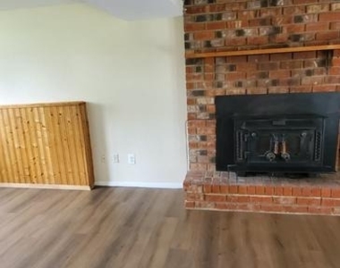 229 Barksdale Avenue - Photo Thumbnail 27