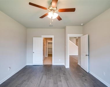 601 Dusky Sap Ln - Photo Thumbnail 12