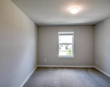 601 Dusky Sap Ln - Photo Thumbnail 21