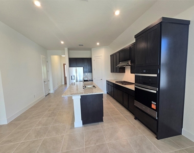 8512 Red Bottle Brush Rd - Photo Thumbnail 3