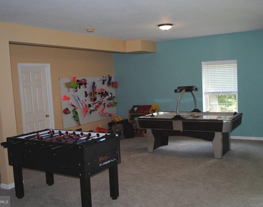 170 Coventry Court - Photo Thumbnail 37