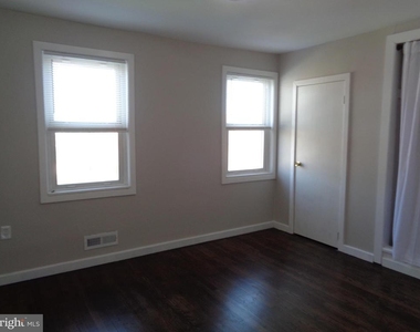 7150 Eastbrook Avenue - Photo Thumbnail 9