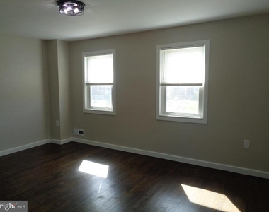 7150 Eastbrook Avenue - Photo Thumbnail 14