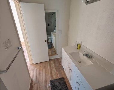 1201 Doreen Ct - Photo Thumbnail 7