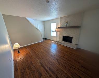 1201 Doreen Ct - Photo Thumbnail 12