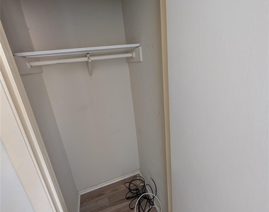 1201 Doreen Ct - Photo Thumbnail 10