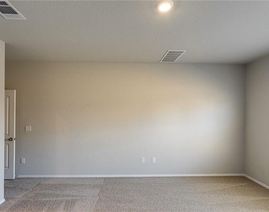 15201 Siberian Elm Ln - Photo Thumbnail 15