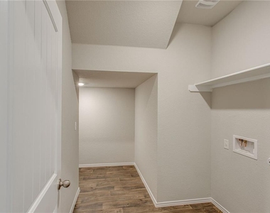 15201 Siberian Elm Ln - Photo Thumbnail 26