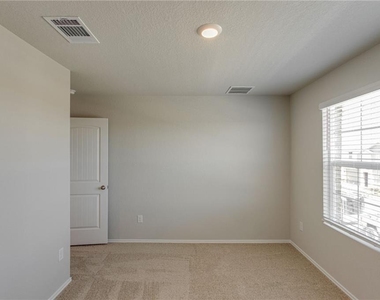 15201 Siberian Elm Ln - Photo Thumbnail 25