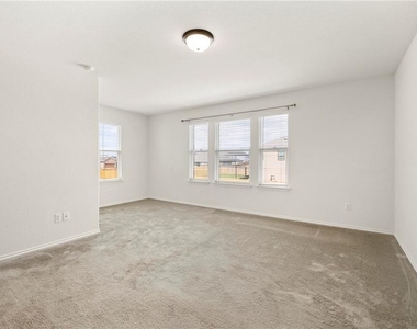 300 Wilhem Way - Photo Thumbnail 6