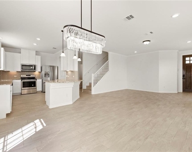 300 Wilhem Way - Photo Thumbnail 2