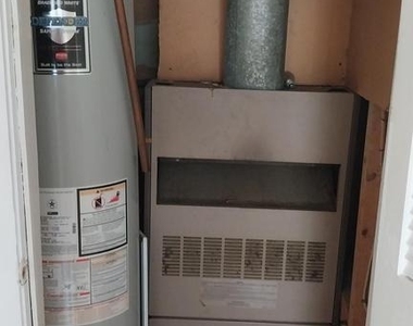 1813 Pratt Street - Photo Thumbnail 15