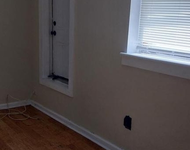 1813 Pratt Street - Photo Thumbnail 11