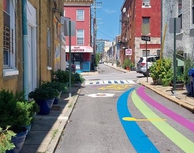 1813 Pratt Street - Photo Thumbnail 26