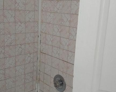1813 Pratt Street - Photo Thumbnail 14