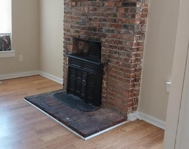 1813 Pratt Street - Photo Thumbnail 2