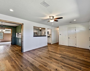551 N Grange St - Photo Thumbnail 7