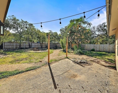 551 N Grange St - Photo Thumbnail 27