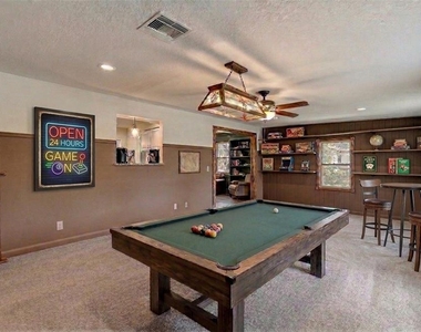 551 N Grange St - Photo Thumbnail 18