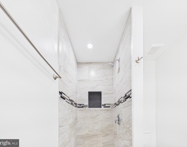 1315 Harlem Avenue - Photo Thumbnail 10