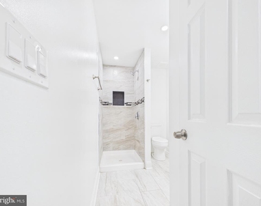 1315 Harlem Avenue - Photo Thumbnail 7