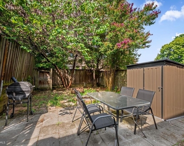 2302 Wineberry Terrace - Photo Thumbnail 32