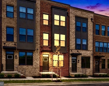 828 Watts Street - Photo Thumbnail 56