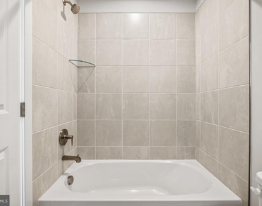 828 Watts Street - Photo Thumbnail 38