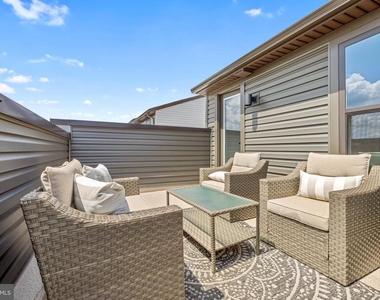 828 Watts Street - Photo Thumbnail 61