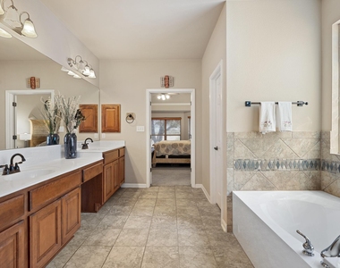 22140 Rose Grass Ln - Photo Thumbnail 19