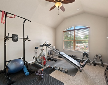 22140 Rose Grass Ln - Photo Thumbnail 31