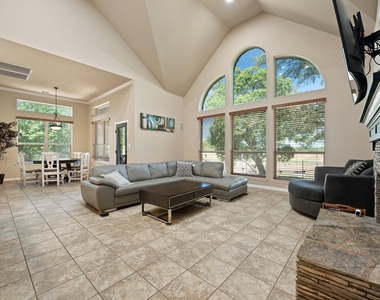 22140 Rose Grass Ln - Photo Thumbnail 9