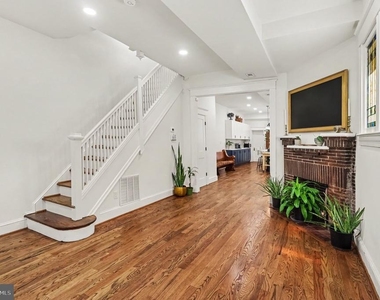 2411 Madison Avenue - Photo Thumbnail 6