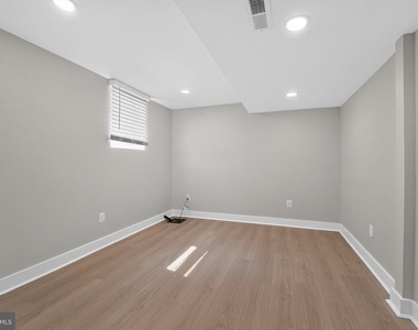 921 Central Street - Photo Thumbnail 19