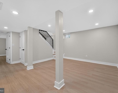921 Central Street - Photo Thumbnail 28