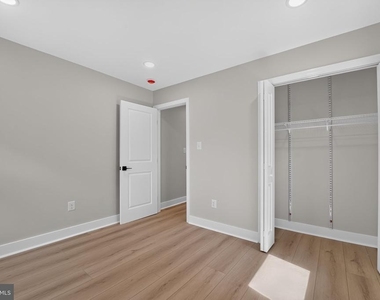 921 Central Street - Photo Thumbnail 16