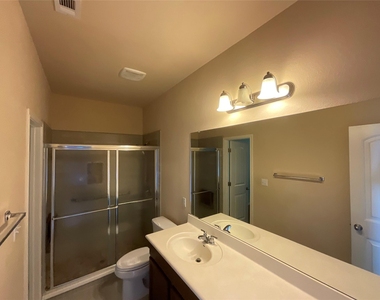 615 Seminole Canyon Dr - Photo Thumbnail 16
