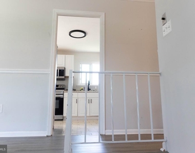 325 Londontown Road - Photo Thumbnail 9