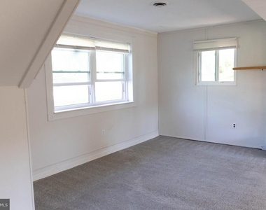 325 Londontown Road - Photo Thumbnail 21