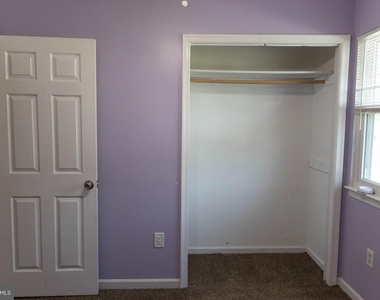 325 Londontown Road - Photo Thumbnail 15