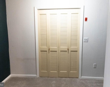 325 Londontown Road - Photo Thumbnail 24