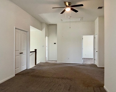5681 Porano Cir - Photo Thumbnail 9