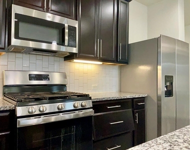 5681 Porano Cir - Photo Thumbnail 5