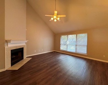5305 Tamango Way - Photo Thumbnail 6