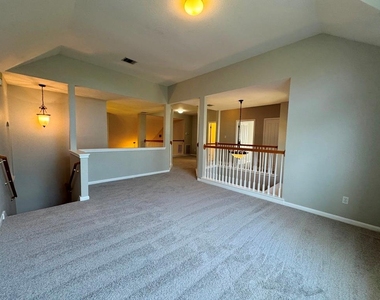 5305 Tamango Way - Photo Thumbnail 12