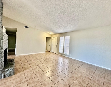 12310 Willow Wild Dr - Photo Thumbnail 6