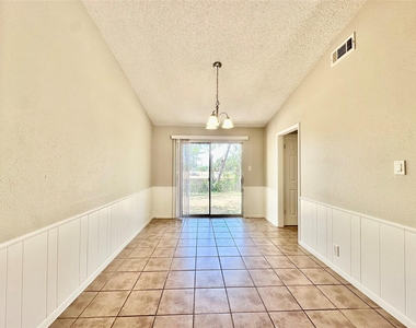 12310 Willow Wild Dr - Photo Thumbnail 8