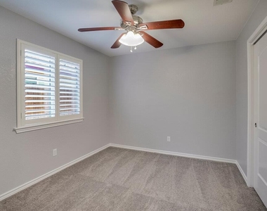 226 Claris Ln - Photo Thumbnail 9